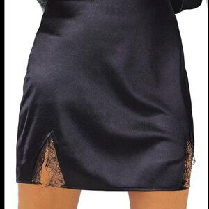 Black Satin Lace Trim Mini Skirt • Size S • Lace Blend • Current Trend